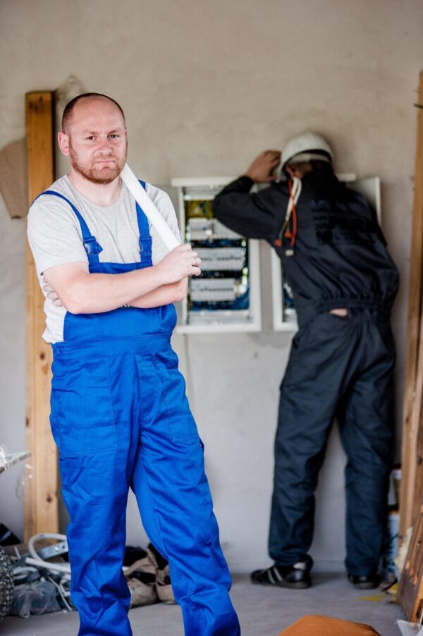 jarmoluk-electrician-2755688-1920-1-1022x1536-1 Kurs dla społecznych inspektorów pracy oraz kandydatów na inspektorów